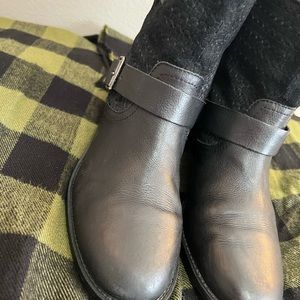 Black Vince Camuto Cahya leather boots- size 8